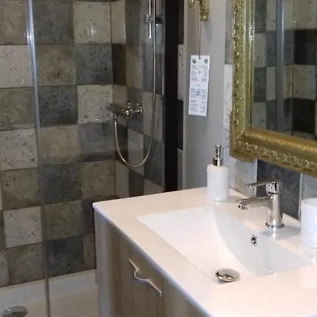 La Girondine Bed & Breakfast Galgon