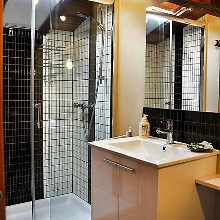 La Girondine Bed & Breakfast 3*